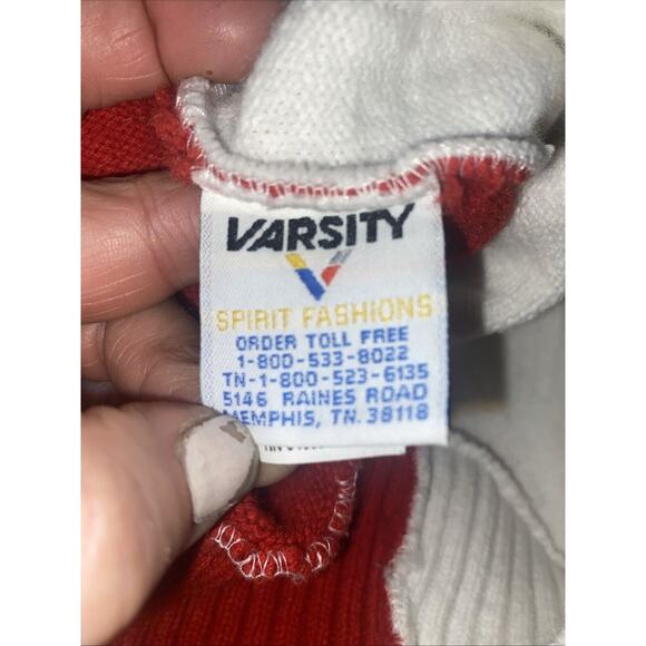 Varsity Red and White Sleeveless Sweater - Picture 4 of 8